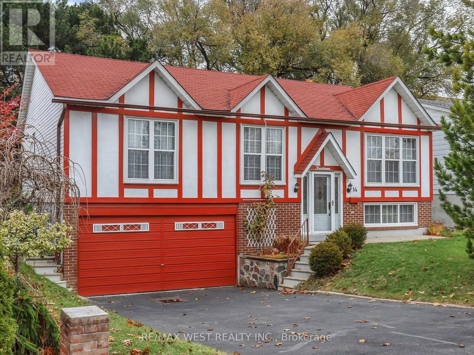 House for rent: 14 Chalet Road, Toronto, Ontario M2J 3V4