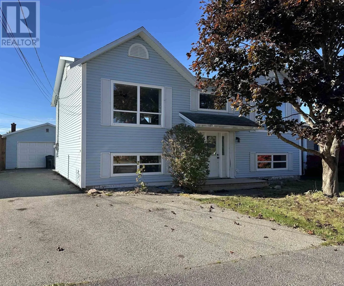 House for rent: 14 Crescent Drive, Glace Bay, Nova Scotia B1A 2J4