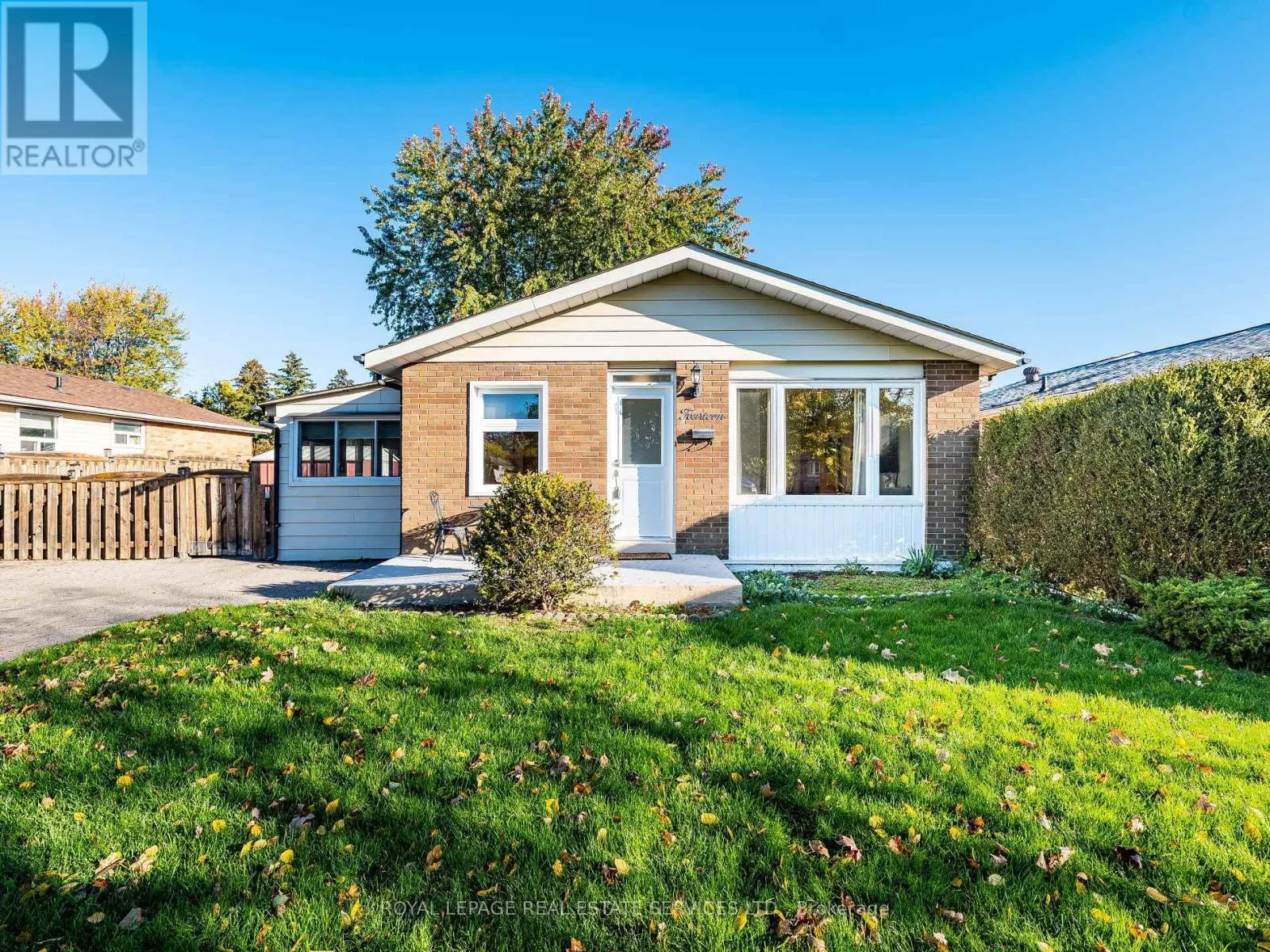 House for rent: 14 Finchley Crescent, Brampton, Ontario L6T 3P5