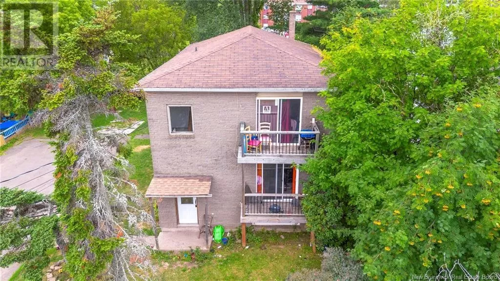 Triplex for rent: 14 Jordan Crescent, Moncton, New Brunswick E1C 8A9