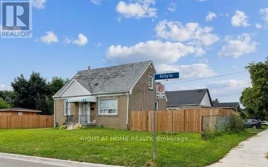 House for rent: 14 Kirby Road, Toronto, Ontario M3L 1B6