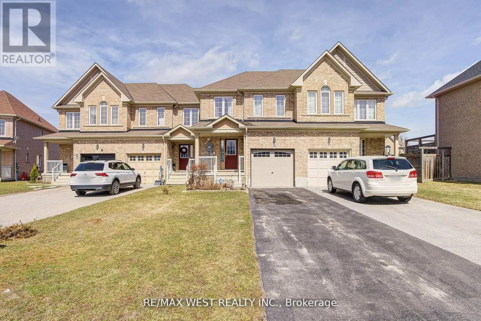 Row / Townhouse for rent: 14 Lancaster Court, Barrie, Ontario L4M 0G1