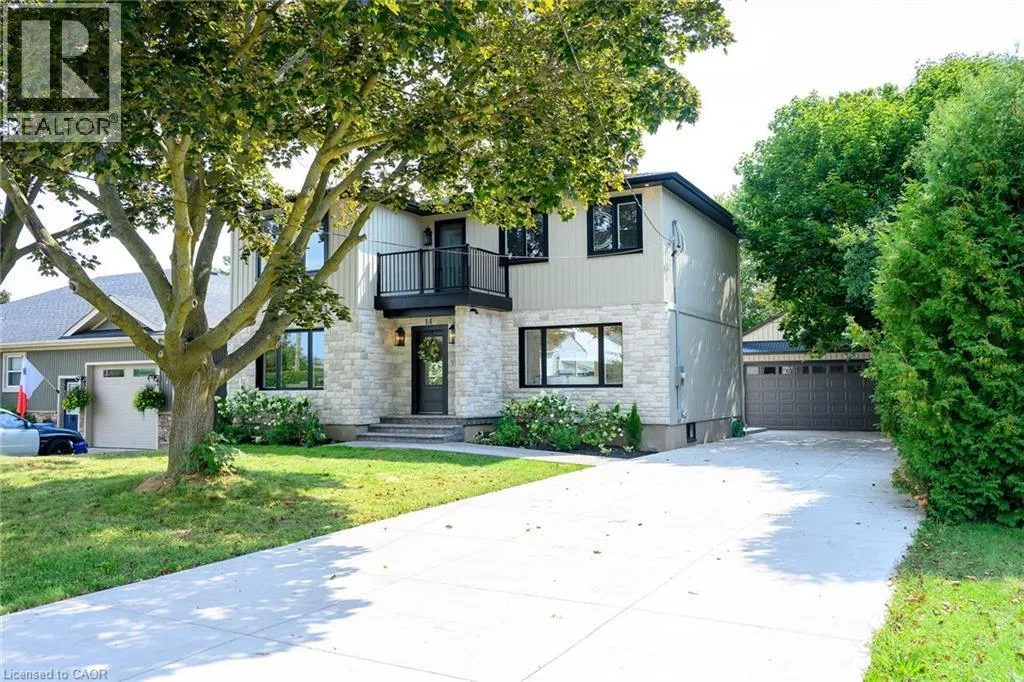 House for rent: 14 Marr Avenue, Grimsby, Ontario L3M 2N7