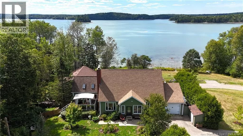 14 Murray Lane, Oak Bay, New Brunswick E3L 4H9