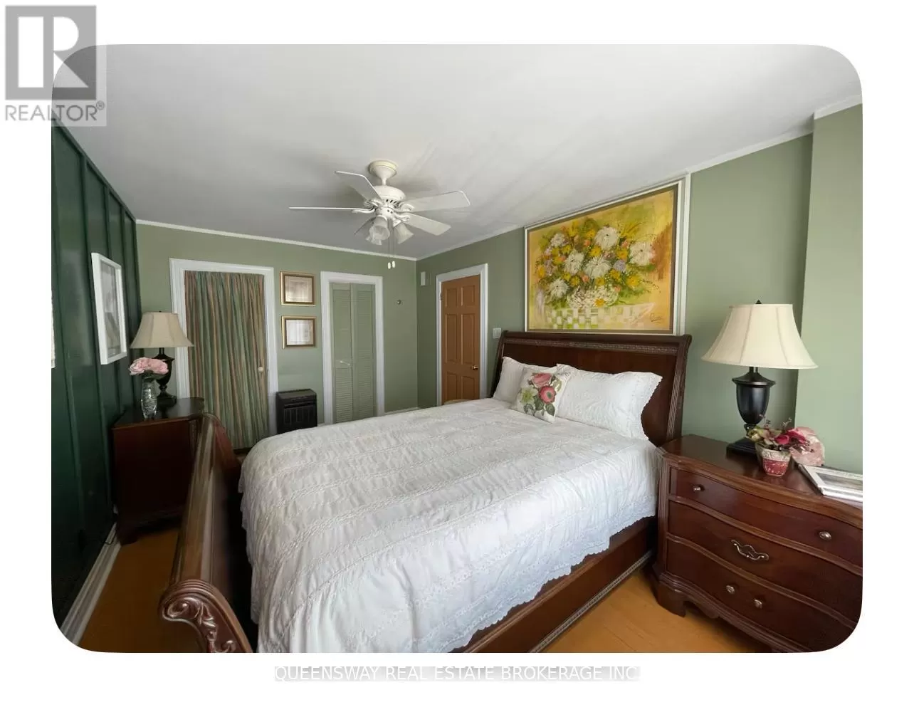 House for rent: 14 Oakfield Drive, Toronto, Ontario M8Y 1N7