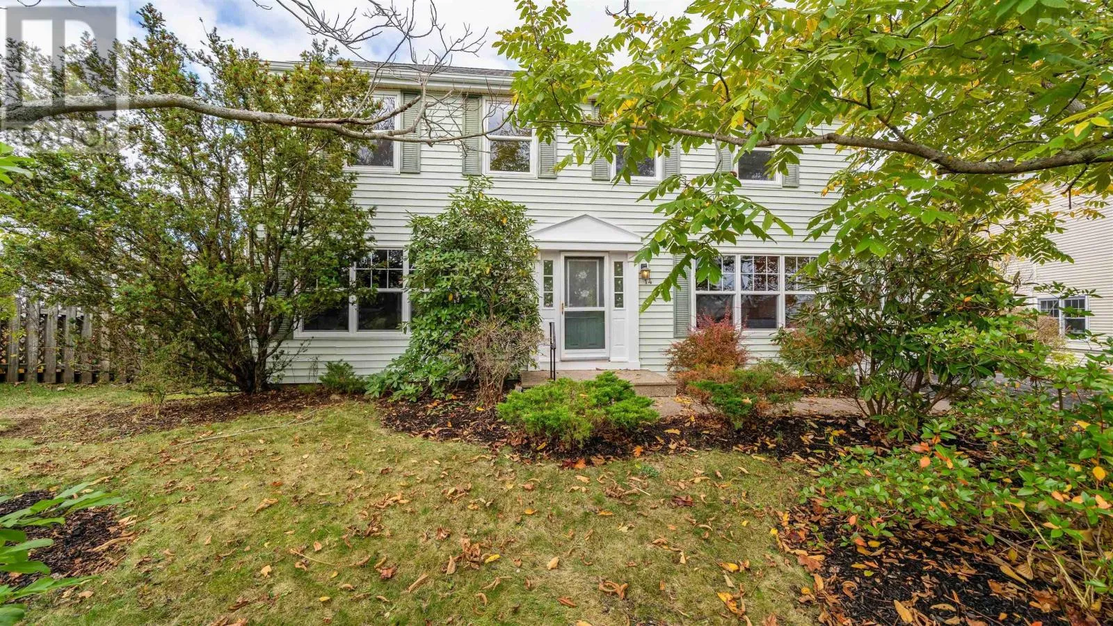 House for rent: 14 Regal Road, Dartmouth, Nova Scotia B2W 4Z7