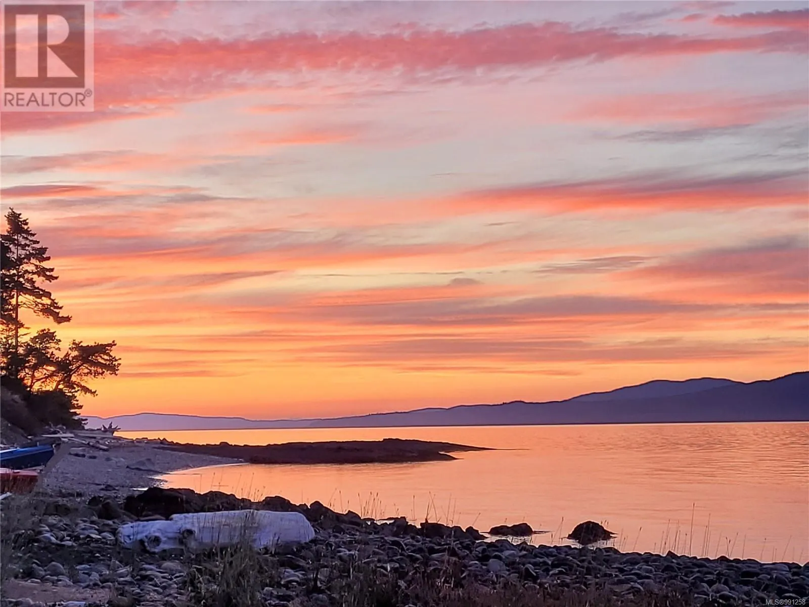 14 Spring Bay Rd, Lasqueti Island, British Columbia V0R 2J0