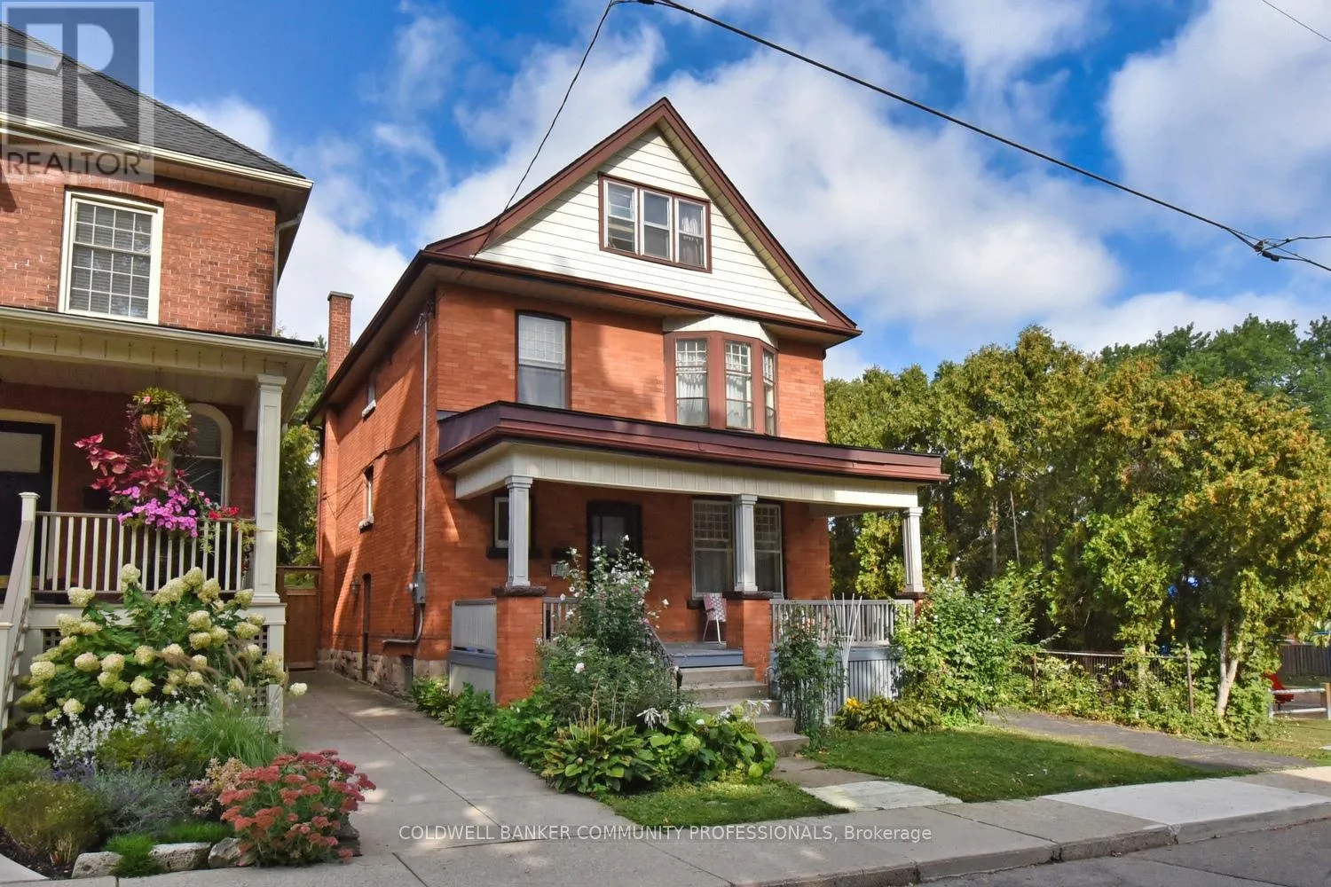 House for rent: 14 Spruceside Avenue, Hamilton, Ontario L8P 3Y3