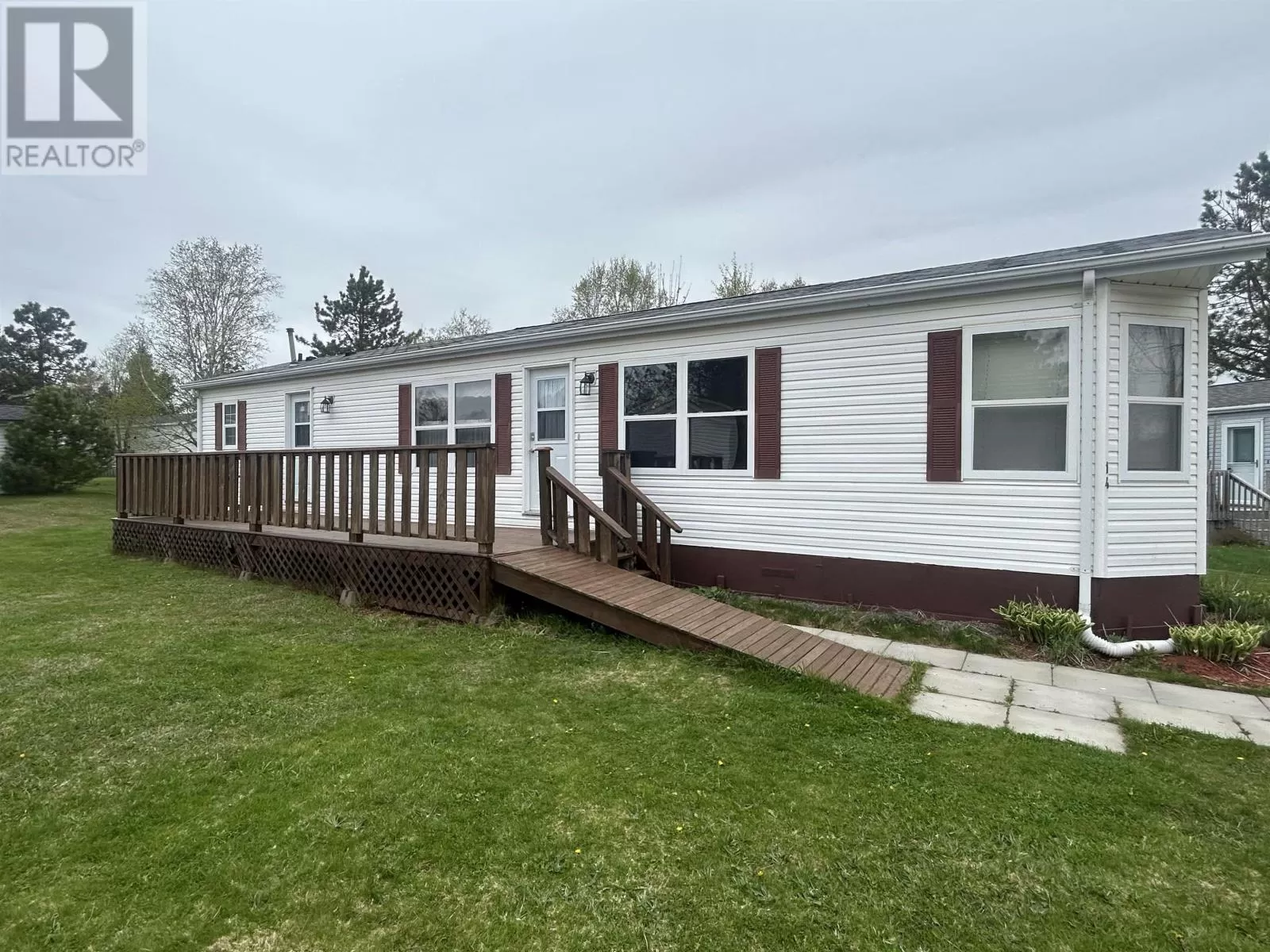Mobile Home for rent: 14 Starboard Place, Charlottetown, Prince Edward Island C1C 1M5