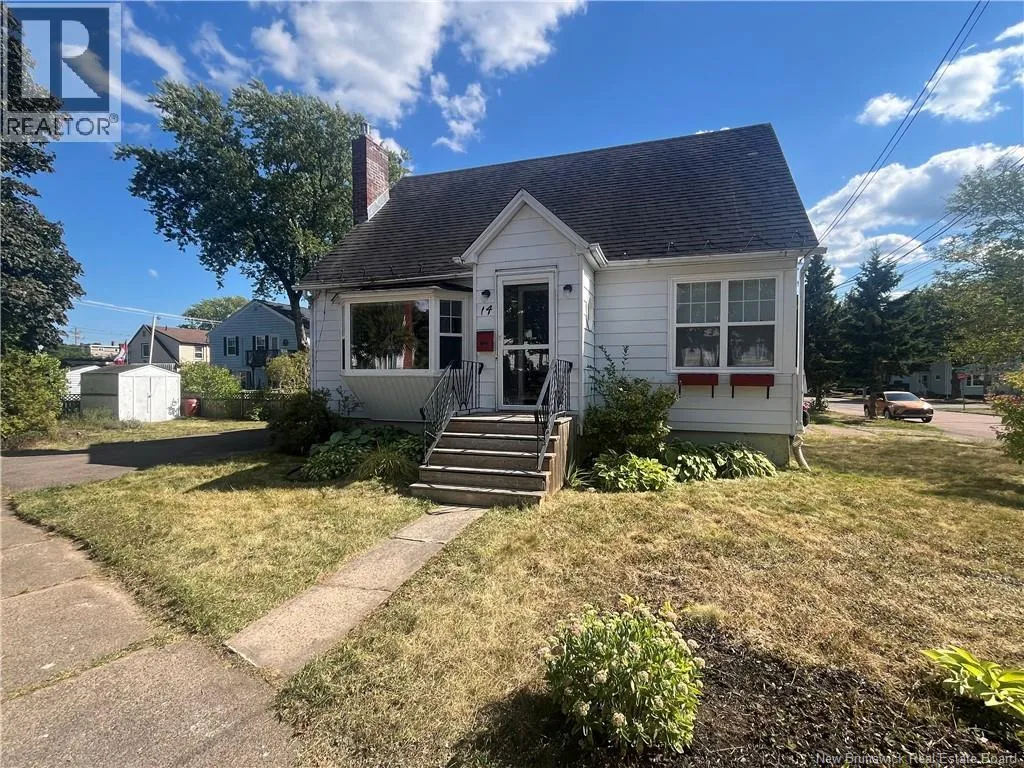 House for rent: 14 Wellington Avenue, Moncton, New Brunswick E1E 2A8