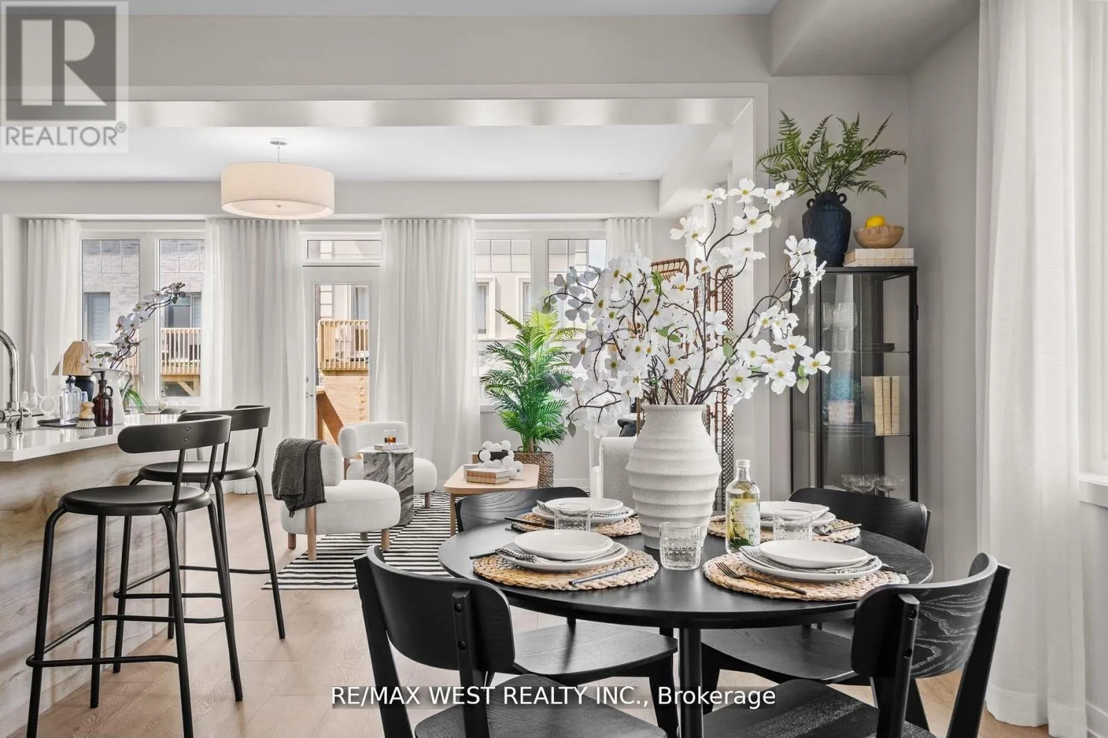 Row / Townhouse for rent: 14 Ziibi Way, Clarington, Ontario L1B 1G9