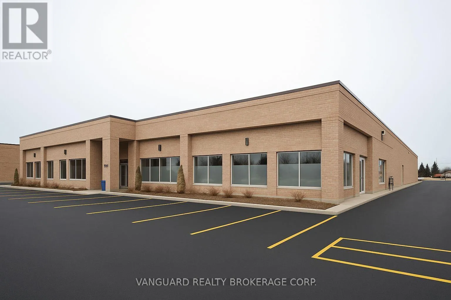 Warehouse for rent: 140 Applewood Crescent, Vaughan, Ontario L4K 4E2