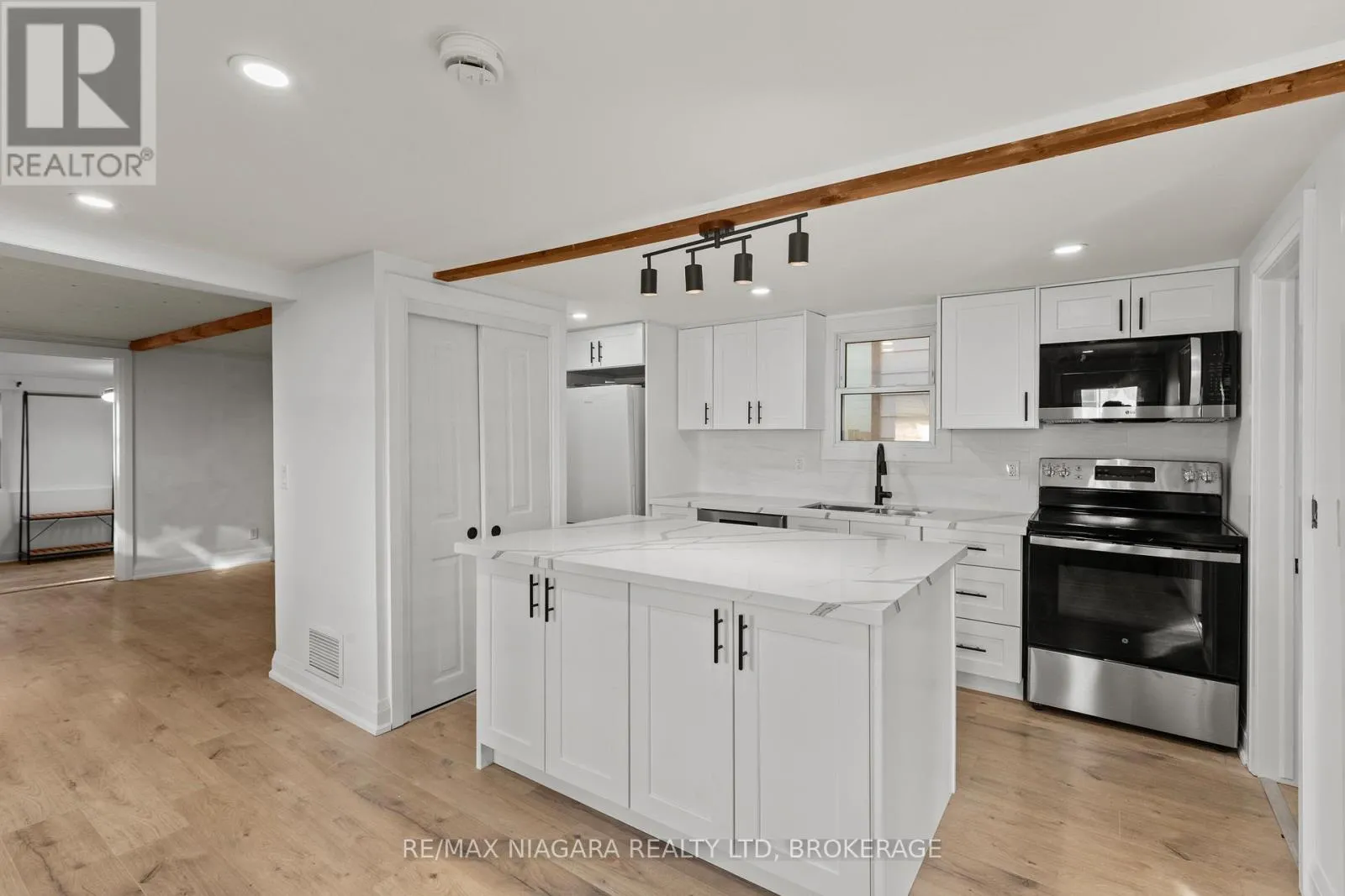 House for rent: 140 Clara Street, Thorold, Ontario L2V 1K3