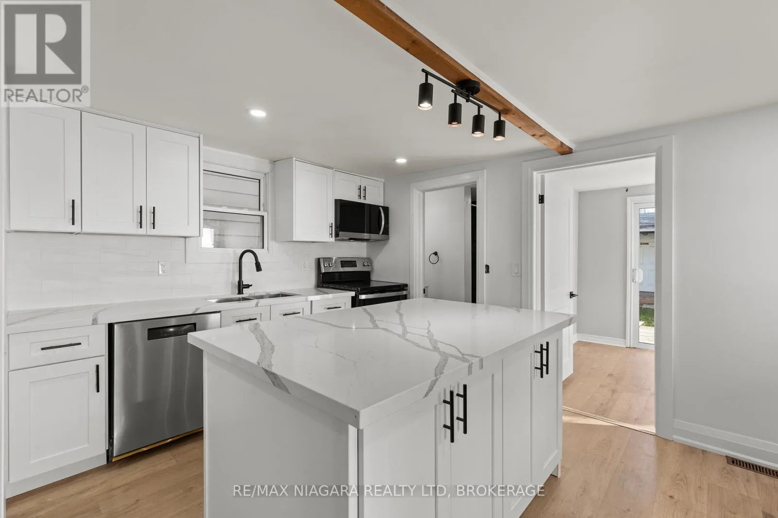 House for rent: 140 Clara Street, Thorold, Ontario L2V 1K3