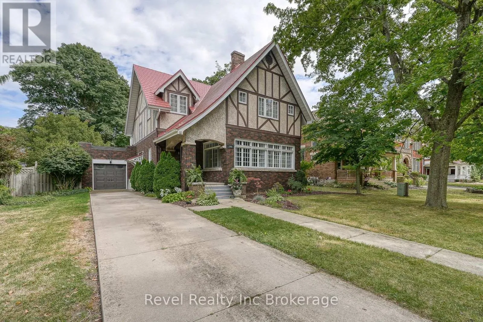 House for rent: 140 Vansittart Avenue, Woodstock, Ontario N4S 6E6