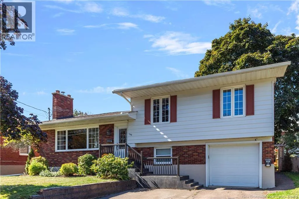 House for rent: 140 West Lane, Moncton, New Brunswick E1C 6V2