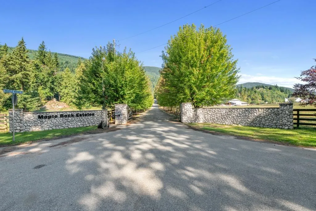 House for rent: 1400 Maple Rock Drive|columbia Valley, Columbia Valley, British Columbia V2R 4X5