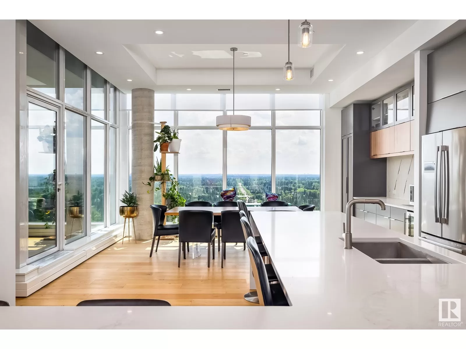 Apartment for rent: #1403 14105 West Block Dr Nw, Edmonton, Alberta T5N 1L5