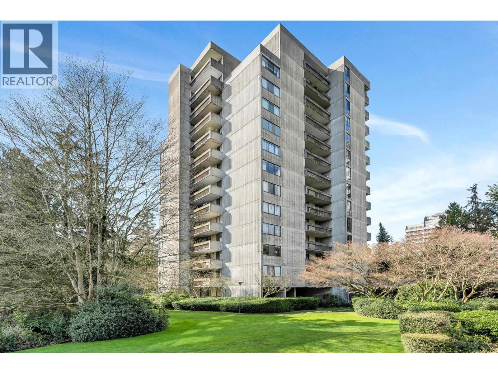 Apartment for rent: 1403 6689 Willingdon Avenue, Burnaby, British Columbia V5H 3Y8