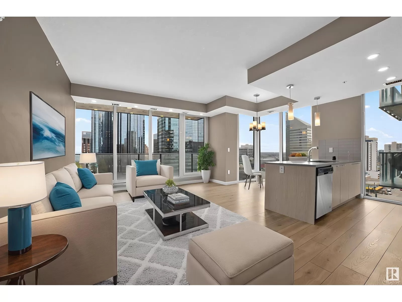 Apartment for rent: #1404 10180 103 St Nw Nw, Edmonton, Alberta T5J 0L1