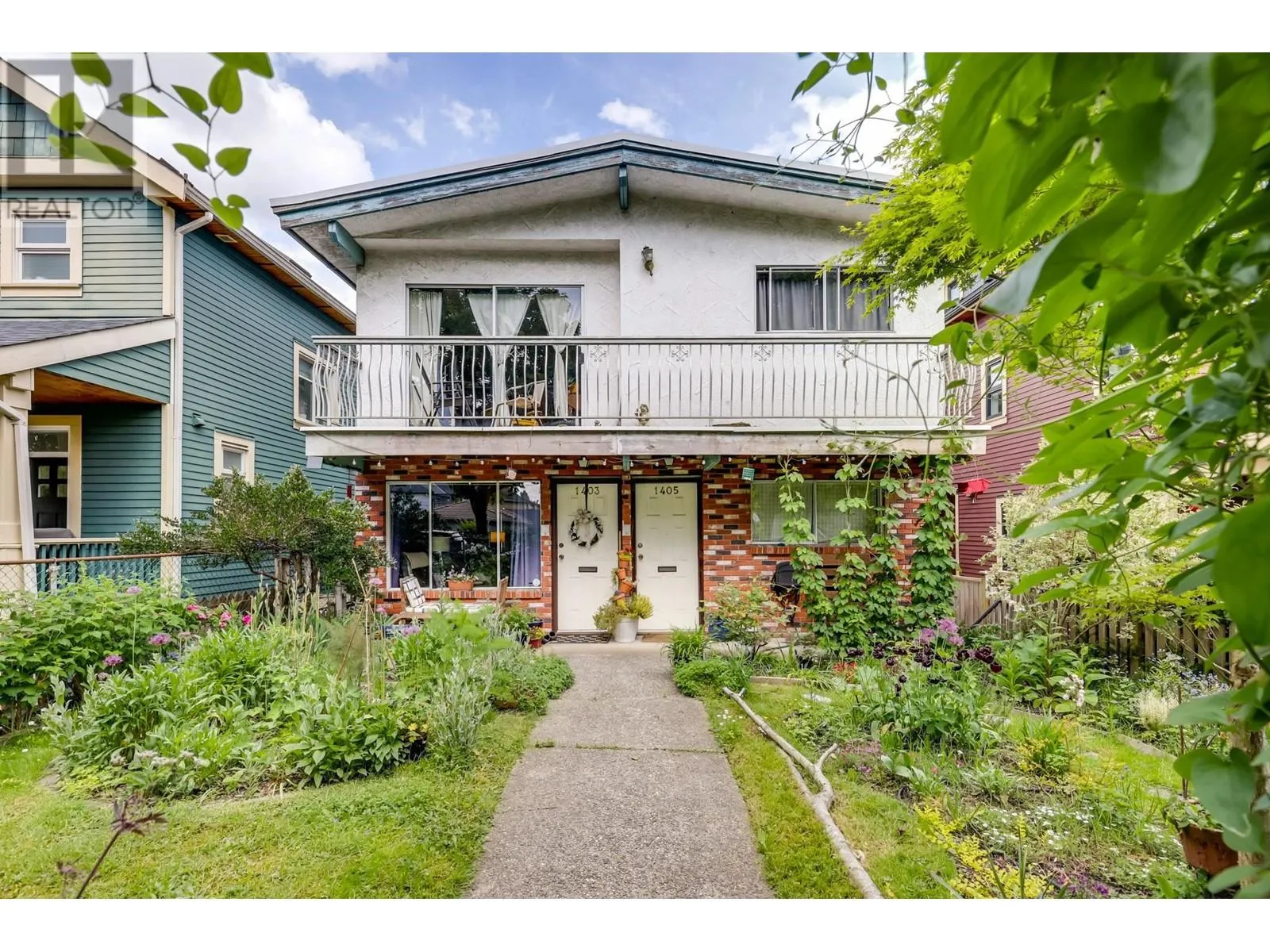 House for rent: 1405 - 1403 E 14th Avenue, Vancouver, British Columbia V5N 2C7