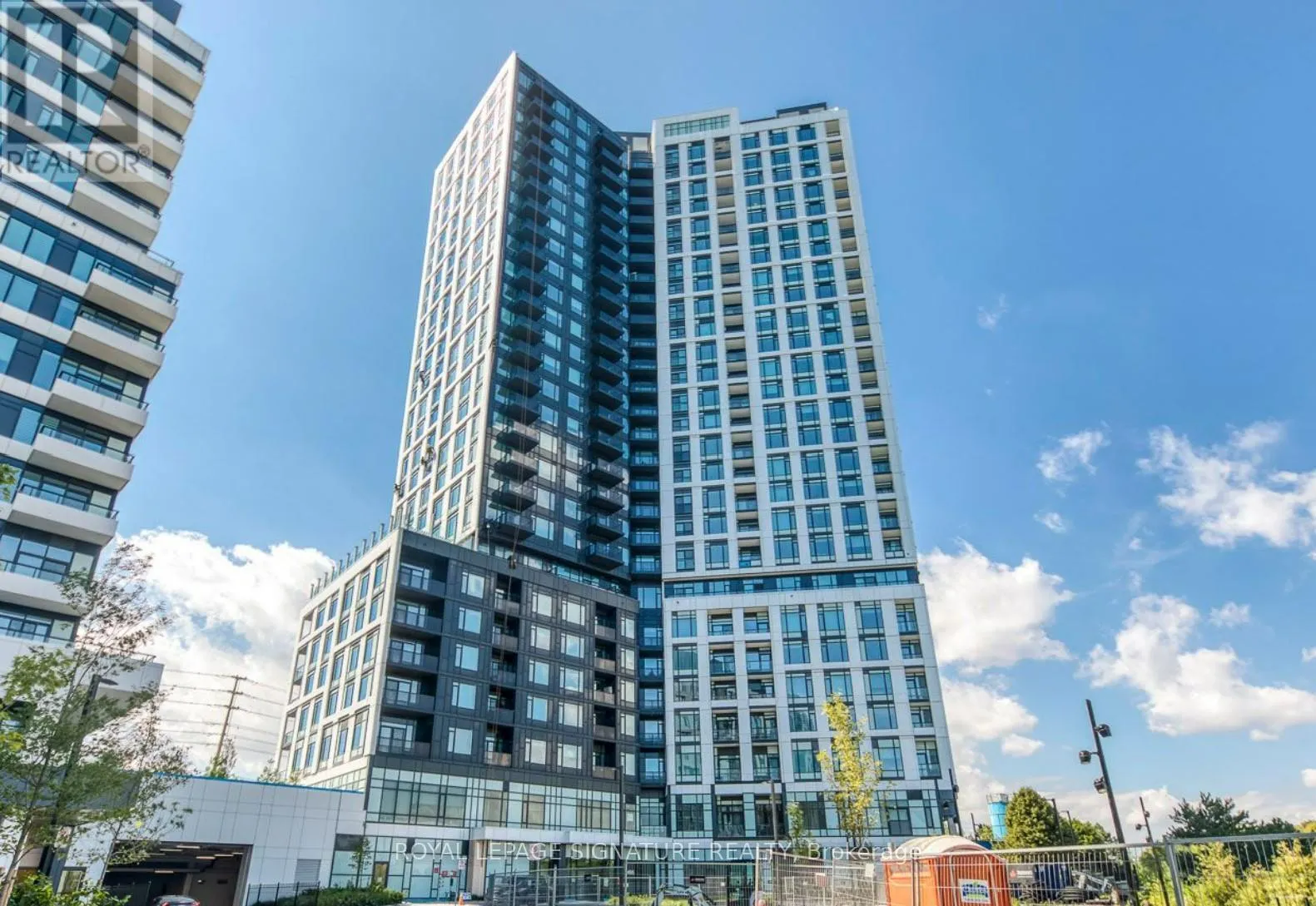 Apartment for rent: 1406 - 2495 Eglinton Avenue W, Mississauga, Ontario L5M 2T2