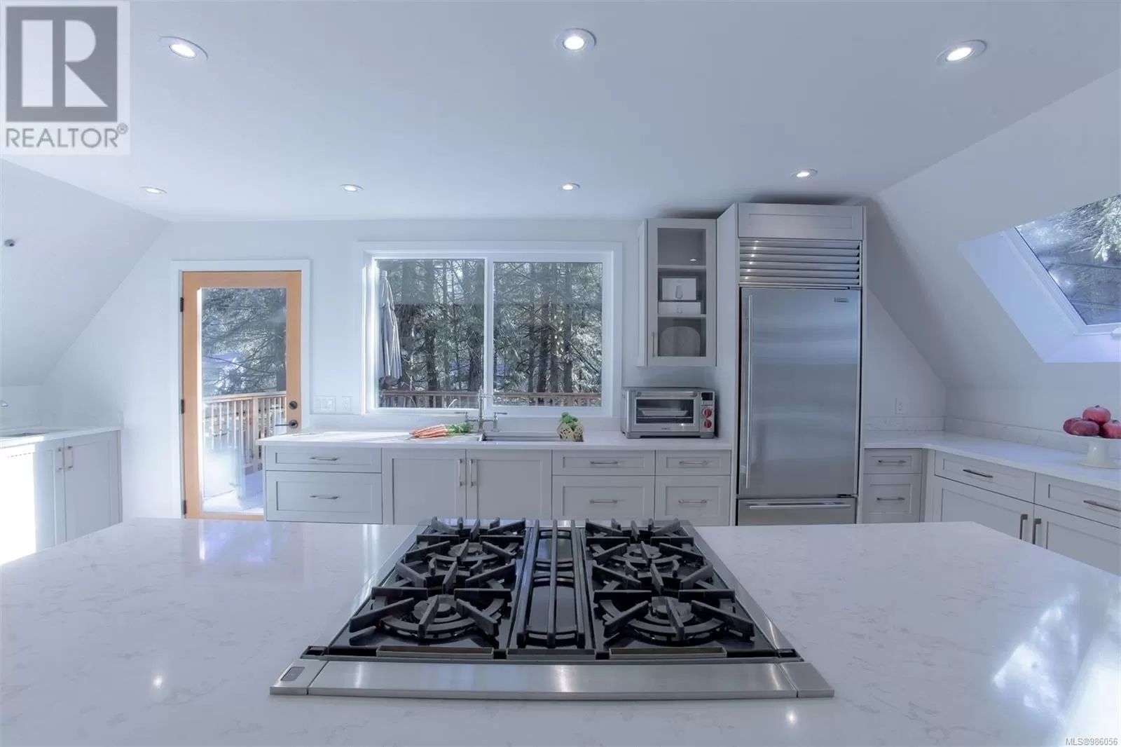 House for rent: 141 Cedar Lane, Salt Spring, British Columbia V8K 1R1