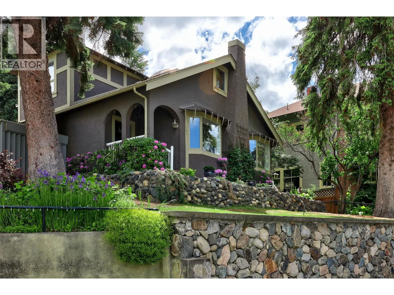 House for rent: 141 Connaught Road, Kamloops, British Columbia V2C 1G5