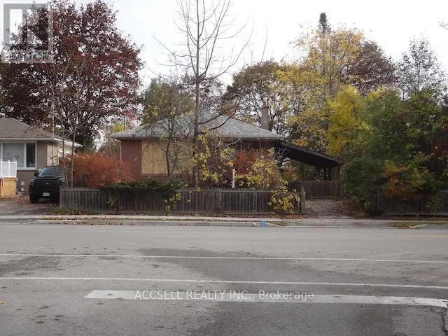House for rent: 141 Harrison Drive, Newmarket, Ontario L3Y 4P5