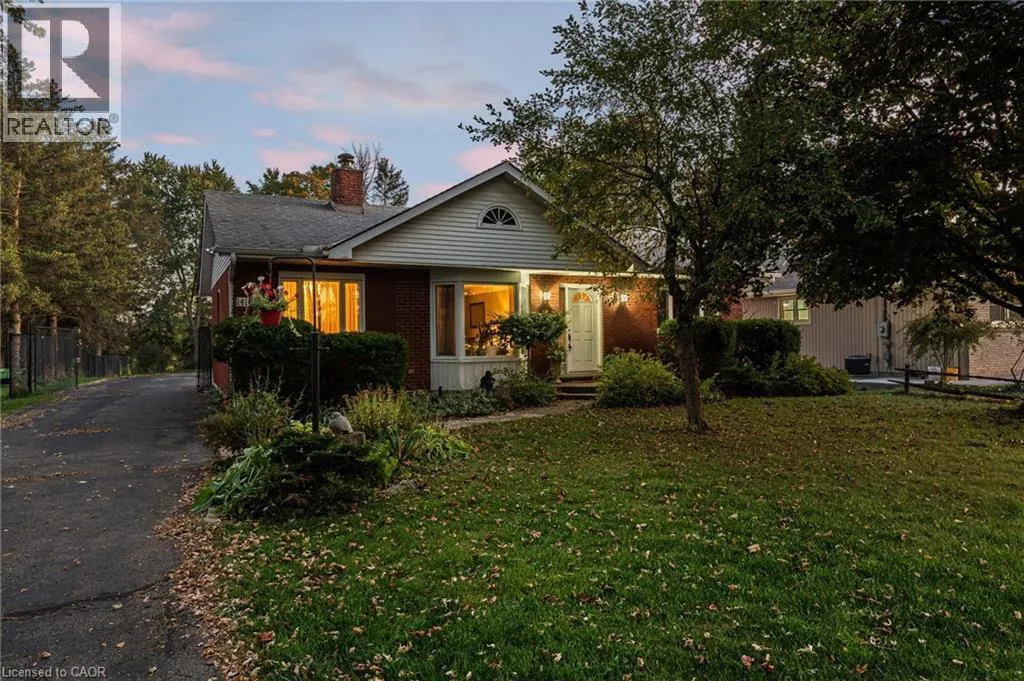 House for rent: 141 Riverbank Drive, Cambridge, Ontario N3H 4R6