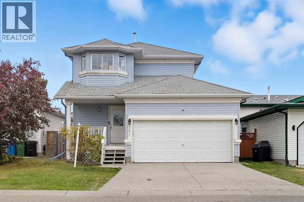 House for rent: 141 Saratoga Close Ne, Calgary, Alberta T1Y 7A1