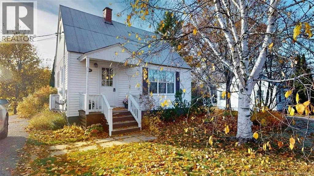 141 St. James Street, Woodstock, New Brunswick E7M 2T5