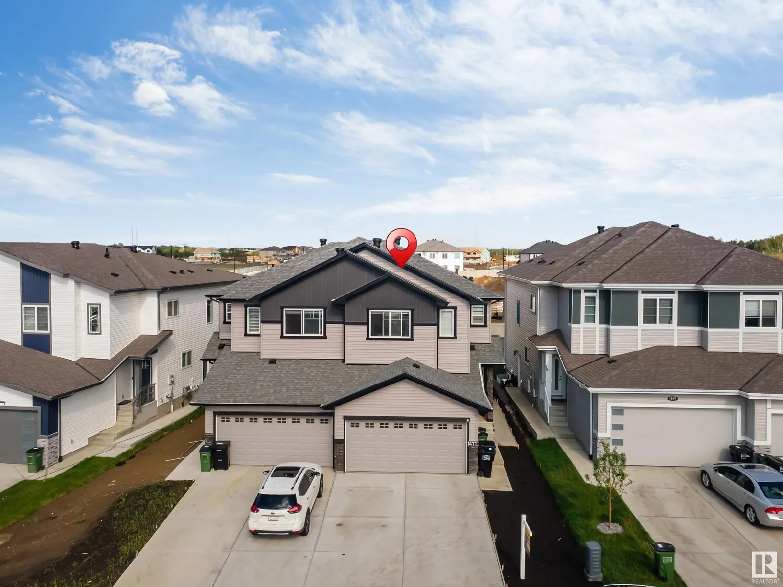 Duplex for rent: 1411 12 St Nw, Edmonton, Alberta T6T 2V2