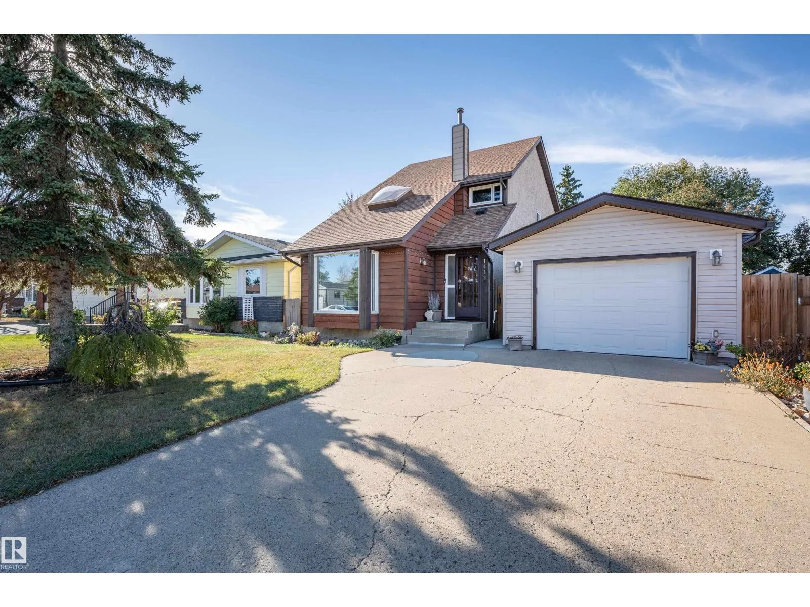 House for rent: 1412 35 St Nw, Edmonton, Alberta T6L 3E8