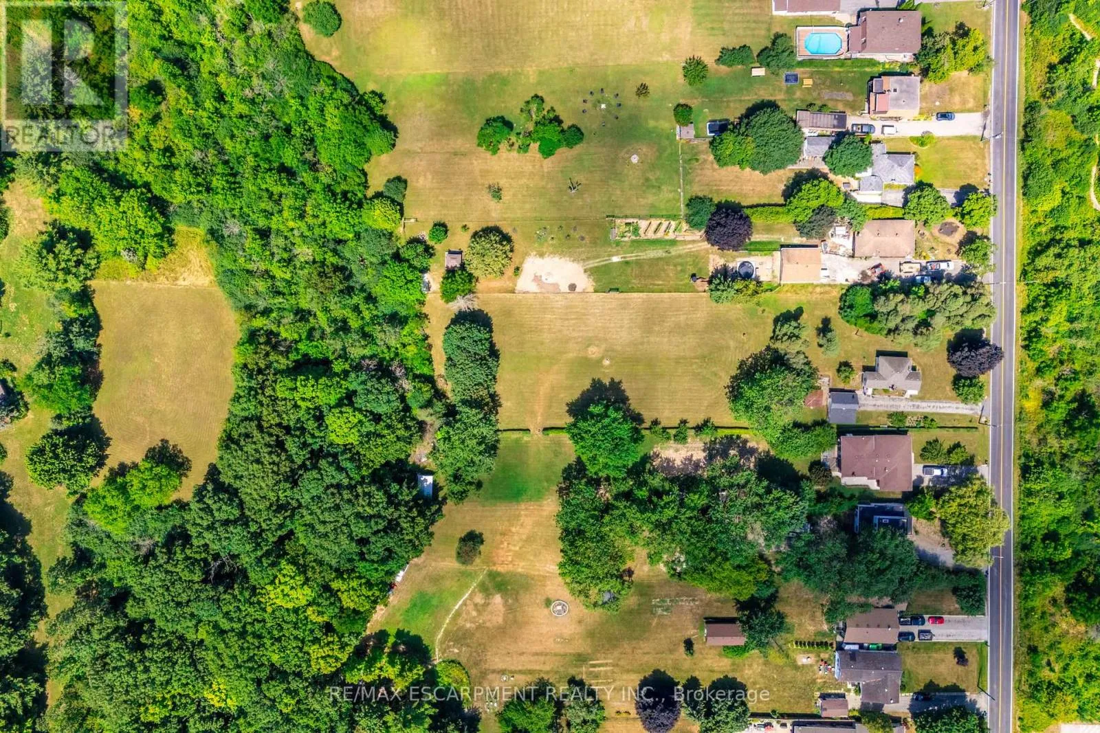 House for rent: 1412 Old York Road, Burlington, Ontario L7P 4Z5