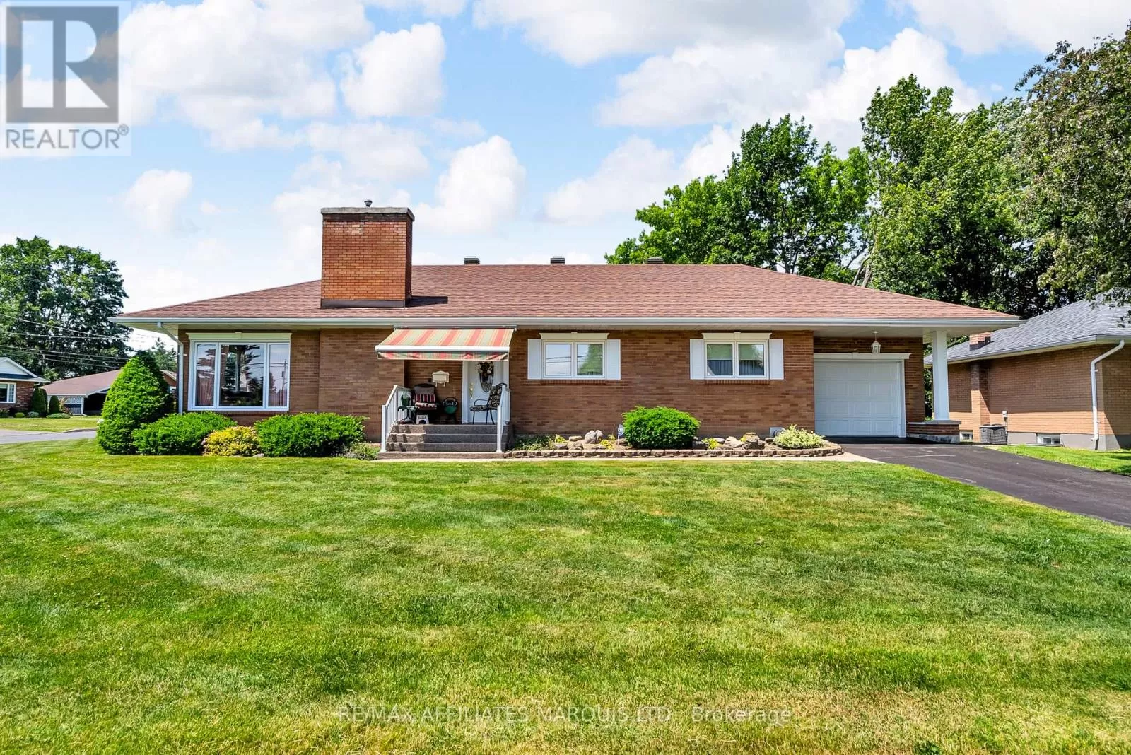 House for rent: 1413 Queen Street, Cornwall, Ontario K6J 1R3