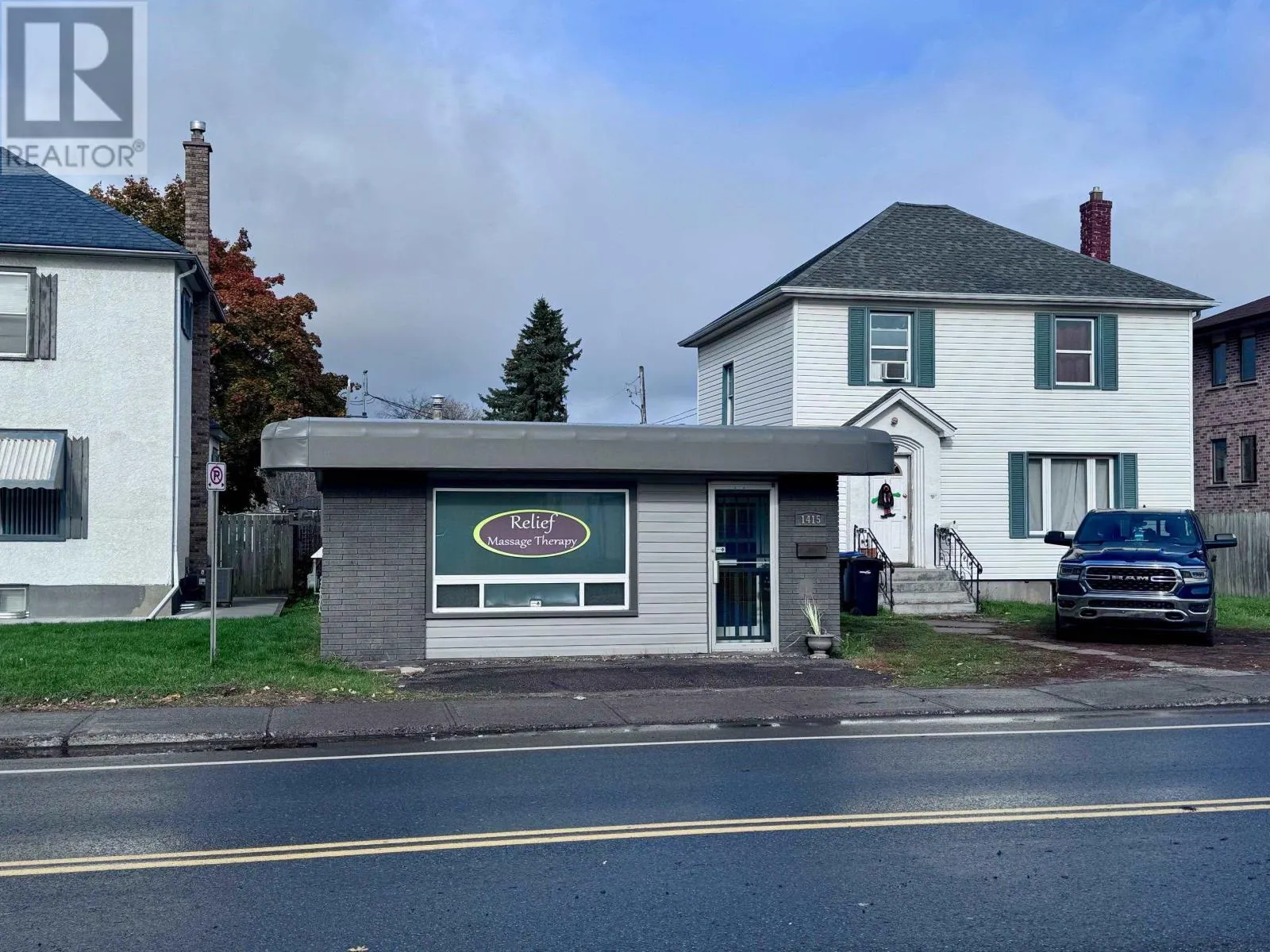 1415 Victoria Ave E, THUNDER BAY, Ontario P7C 1C4