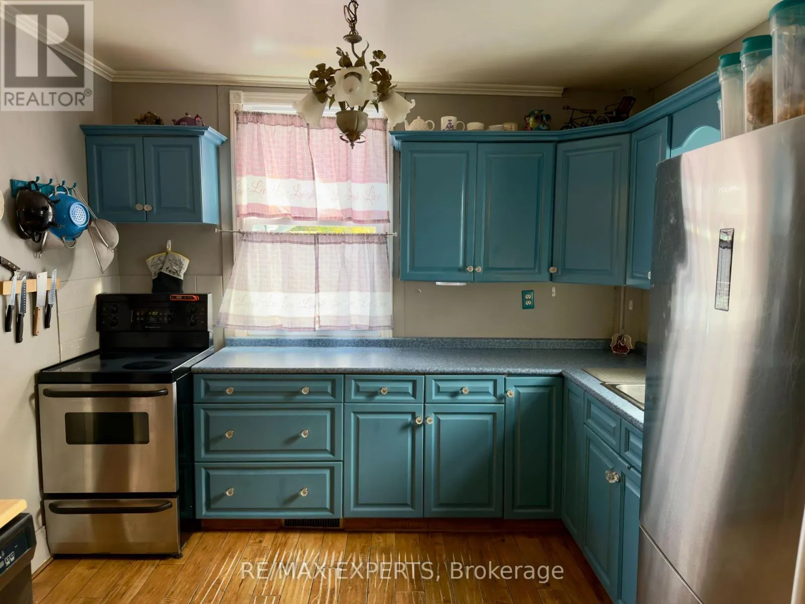 House for rent: 14155 27 Highway, King, Ontario L0G 1T0