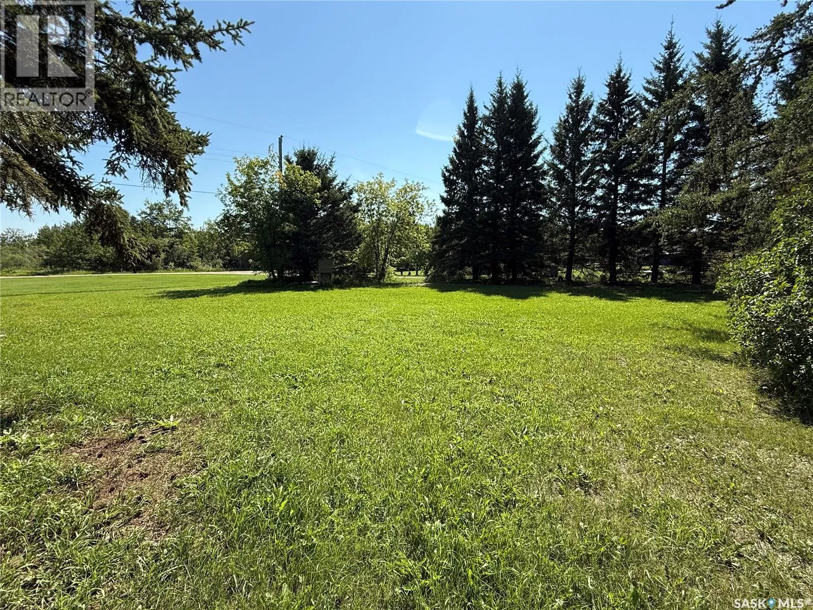 Unknown for rent: 14-16 1st Avenue, Paddockwood, Saskatchewan S0J 1Z0