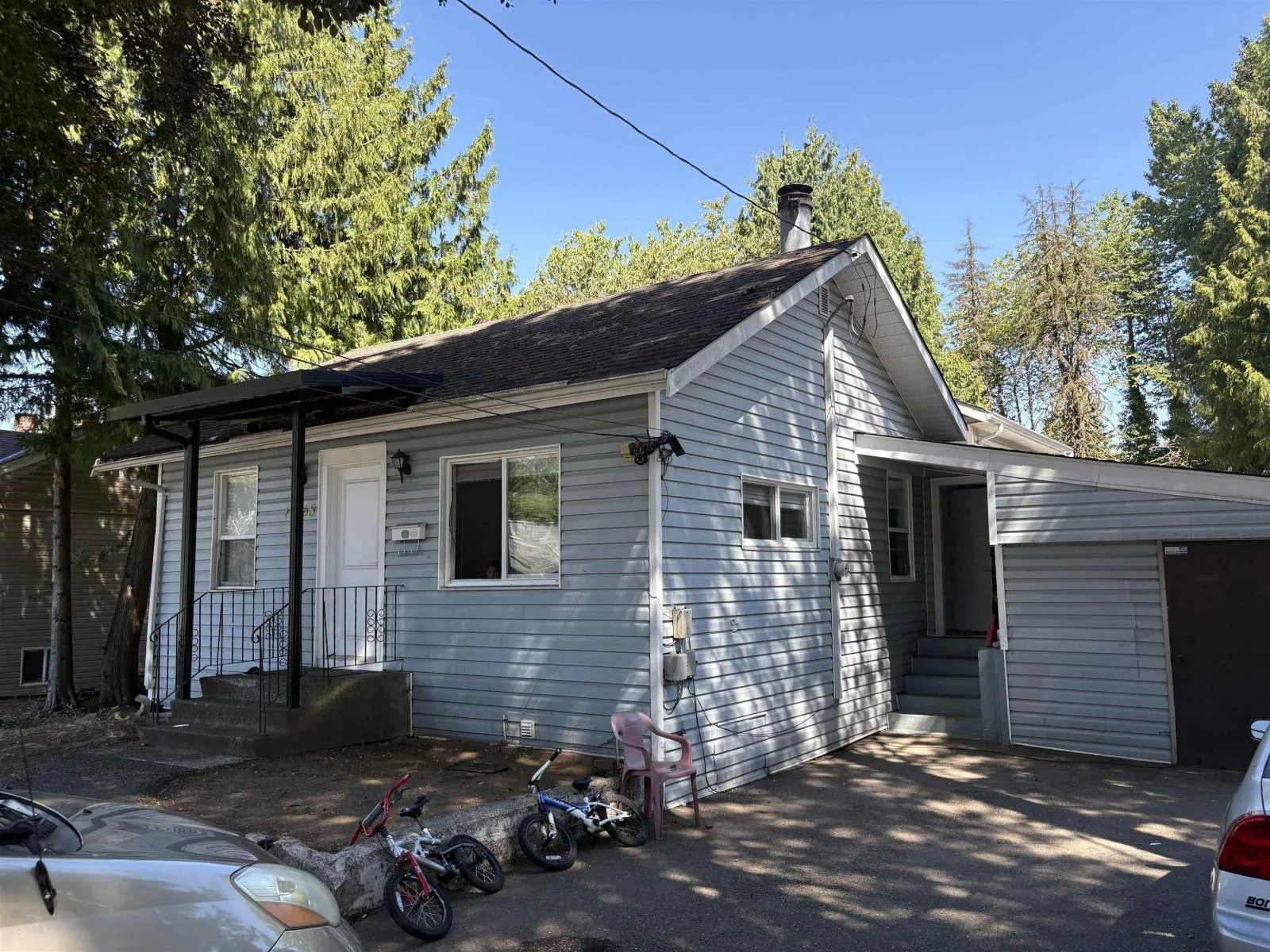 House for rent: 14165 Park Drive, Surrey, British Columbia V3R 5N6