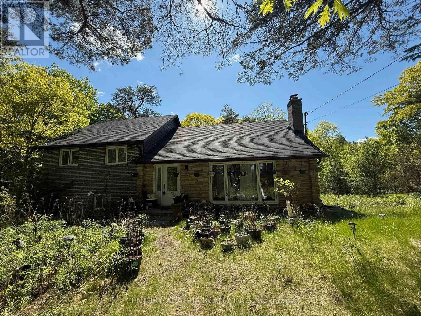 House for rent: 14178 Yonge Street, Aurora, Ontario L4G 0P5