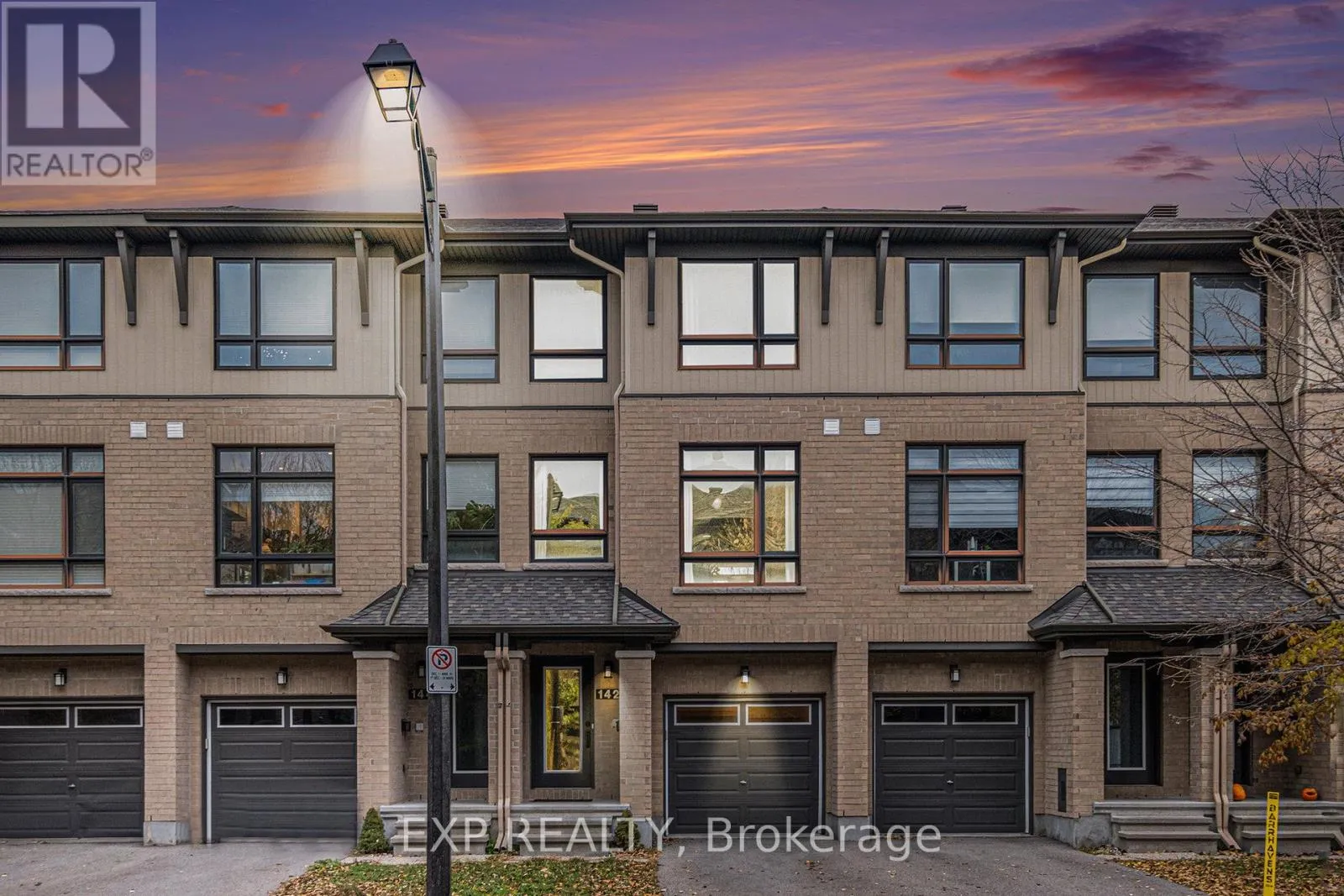 Row / Townhouse for rent: 142 Wild Senna Way, Ottawa, Ontario K2J 5Z7