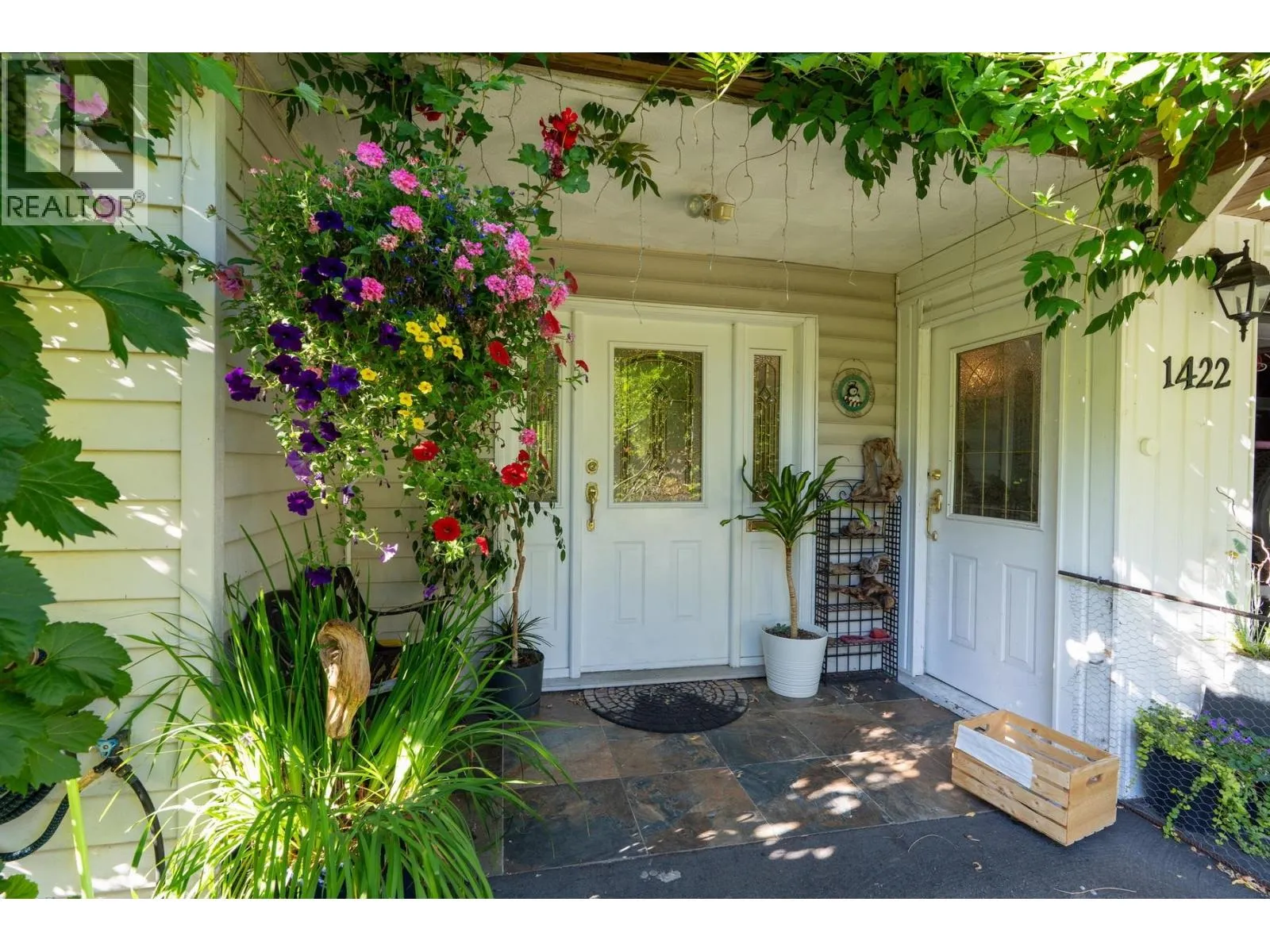 House for rent: 1422 Kilmer Road, North Vancouver, British Columbia V7K 1R2