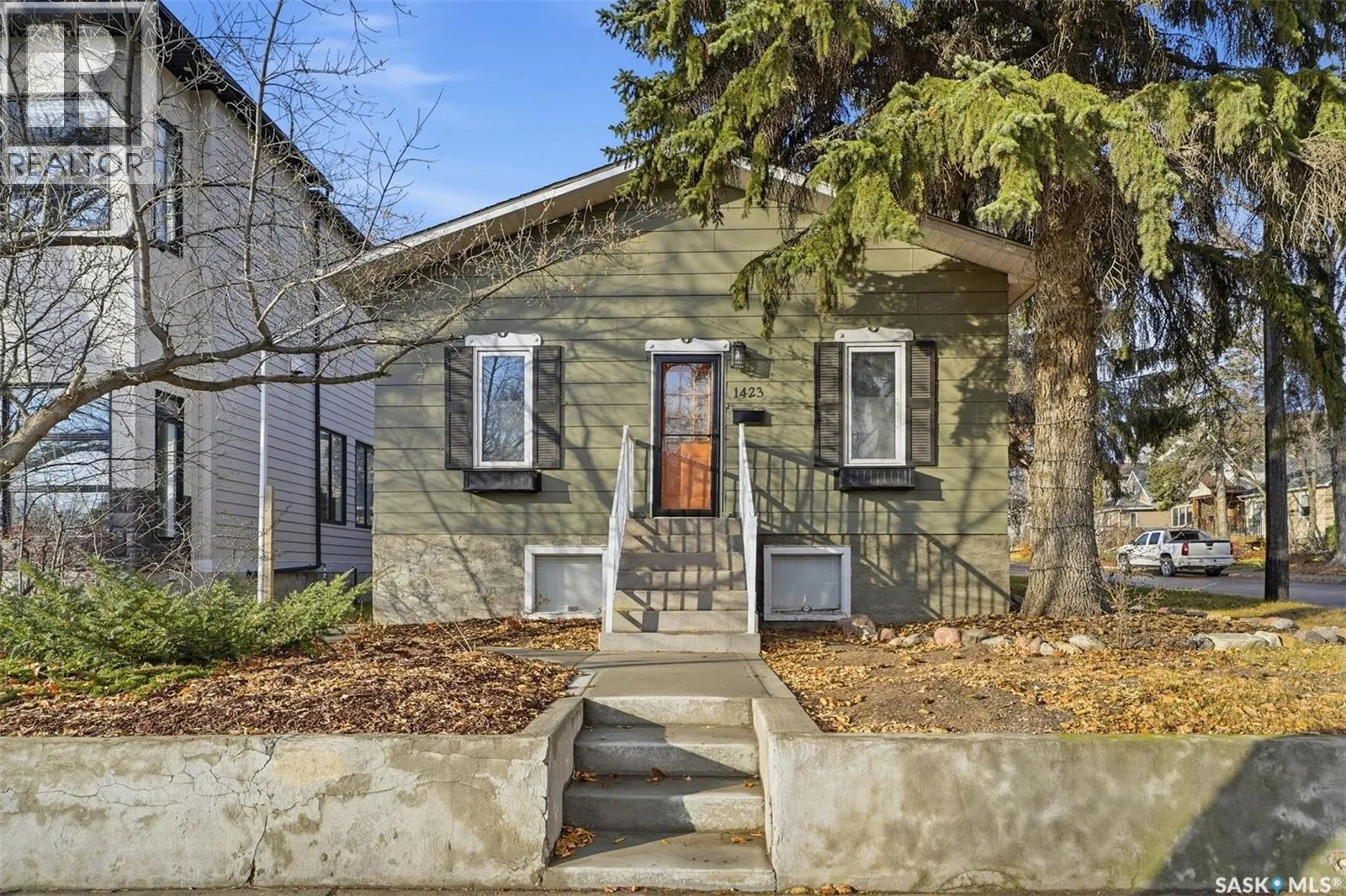 House for rent: 1423 7th Avenue N, Saskatoon, Saskatchewan S7K 2W3