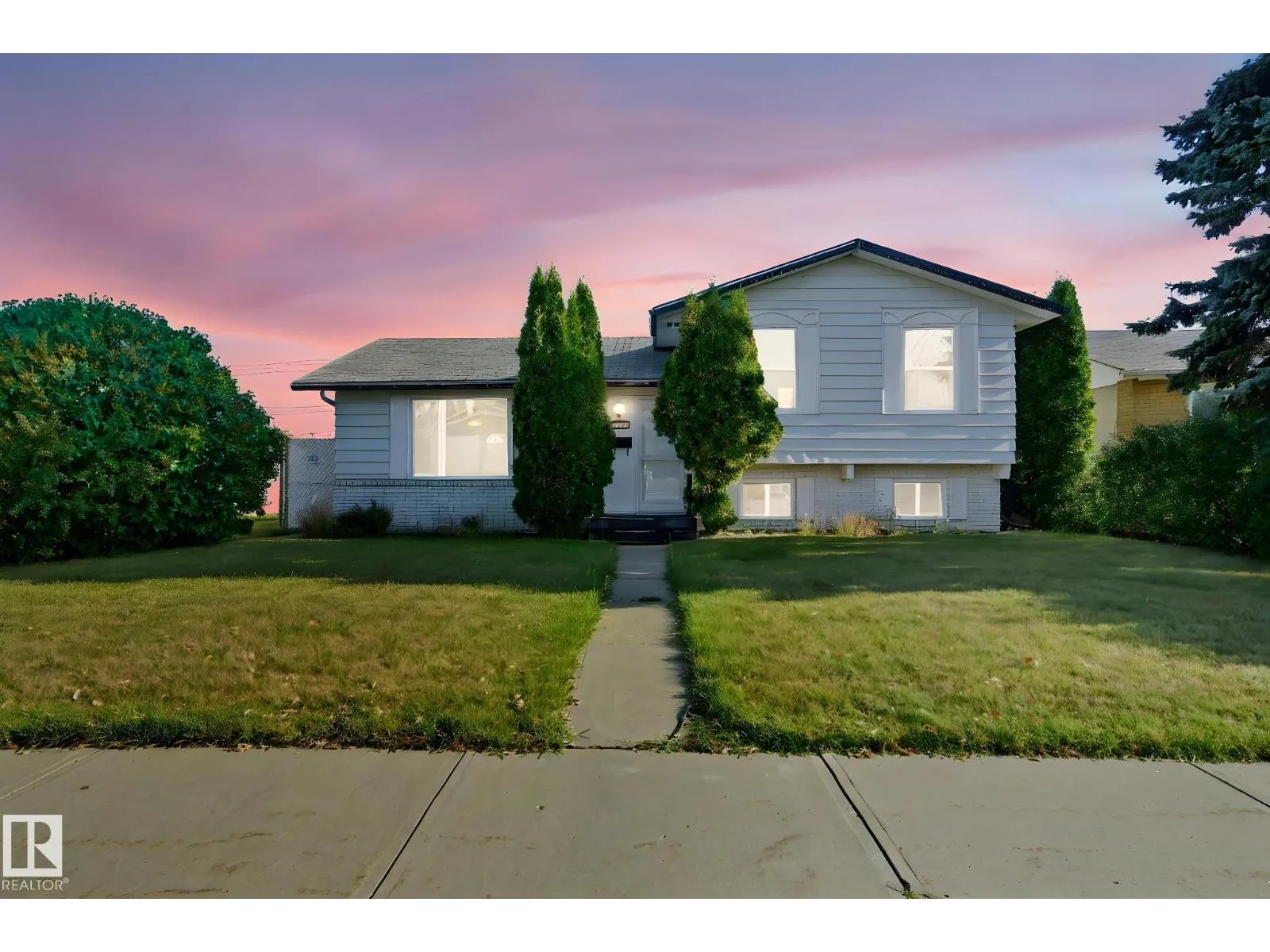 House for rent: 14239 53 St Nw, Edmonton, Alberta T5A 1L6