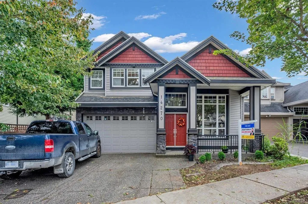 House for rent: 14270 65 Avenue, Surrey, British Columbia V3W 1T4