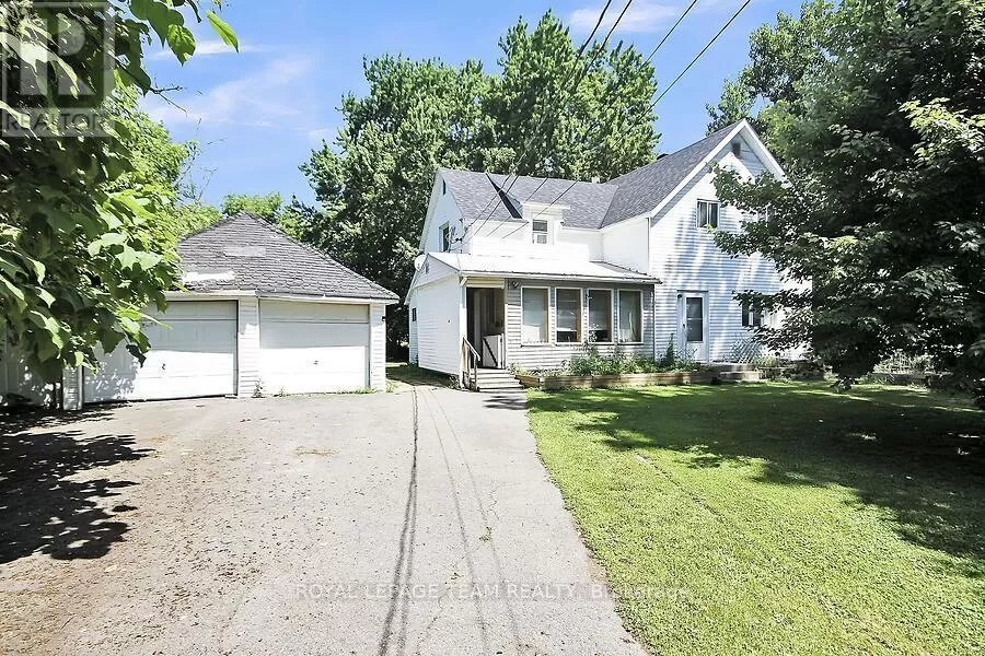 House for rent: 1429 Balmoral Drive N, Ottawa, Ontario K1V 1H2