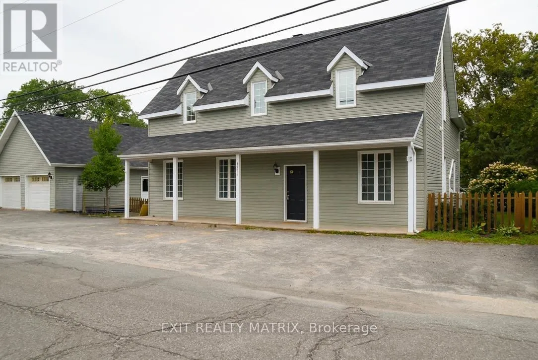 1429 Meadow Drive, Ottawa, Ontario K4P 1B1