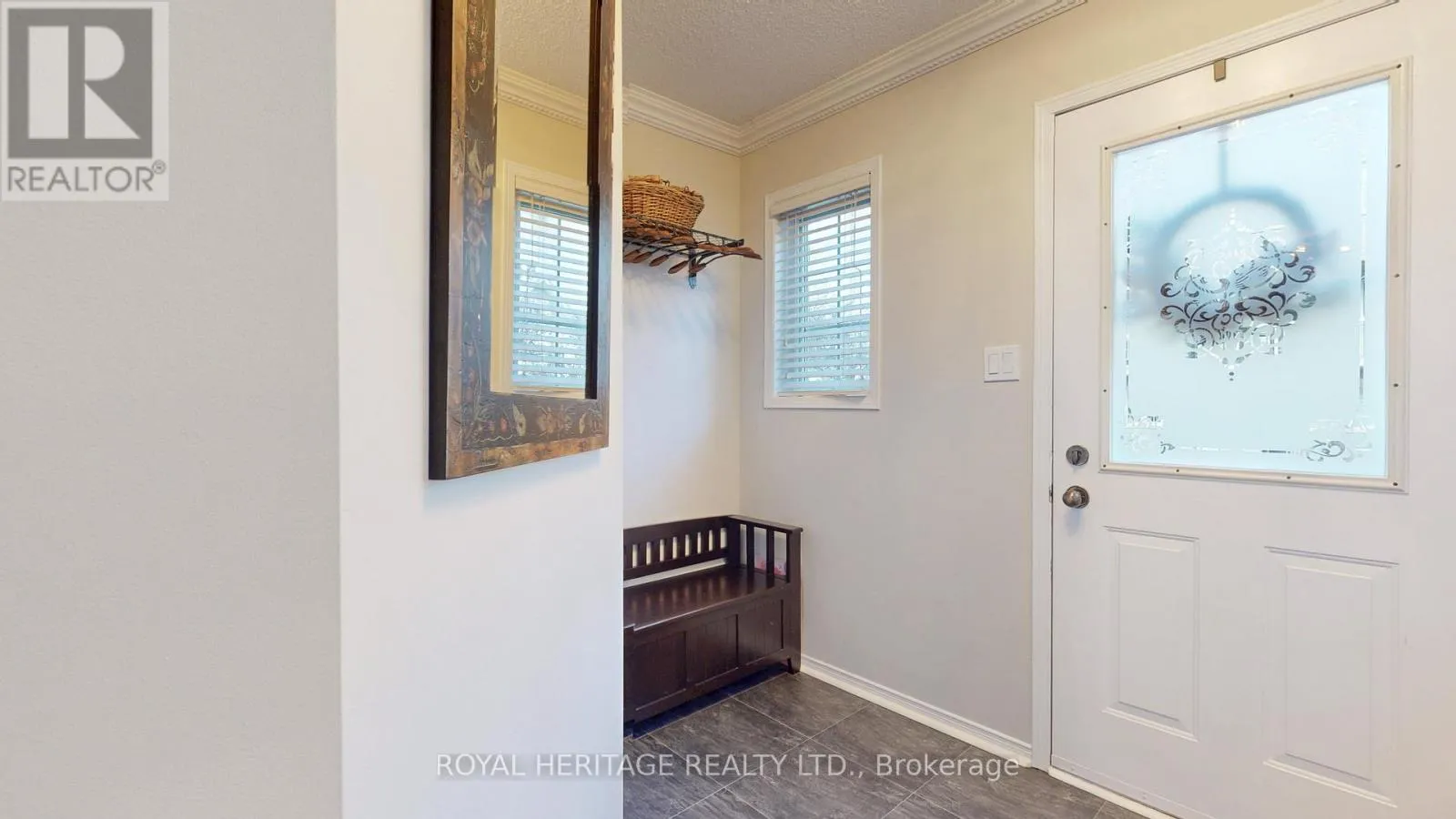 Row / Townhouse for rent: 143 - 1995 Royal Road, Pickering, Ontario L1V 6V9