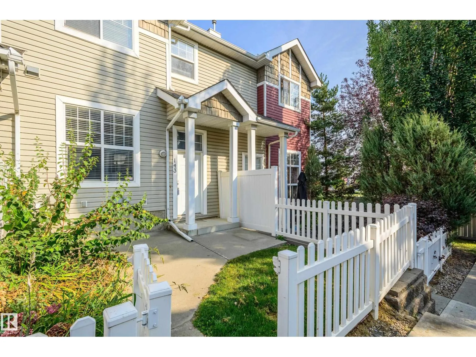 Row / Townhouse for rent: #143 5604 199 Street Nw, Edmonton, Alberta T6M 2Z9